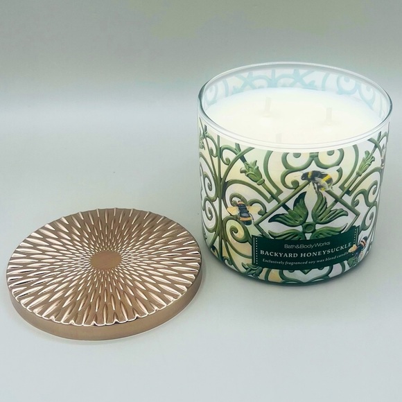 Bath & Body Works 🐝 Backyard Honeysuckle 🐝 3 Wick Candle 14.5 oz ~ New In Box - Picture 4 of 8